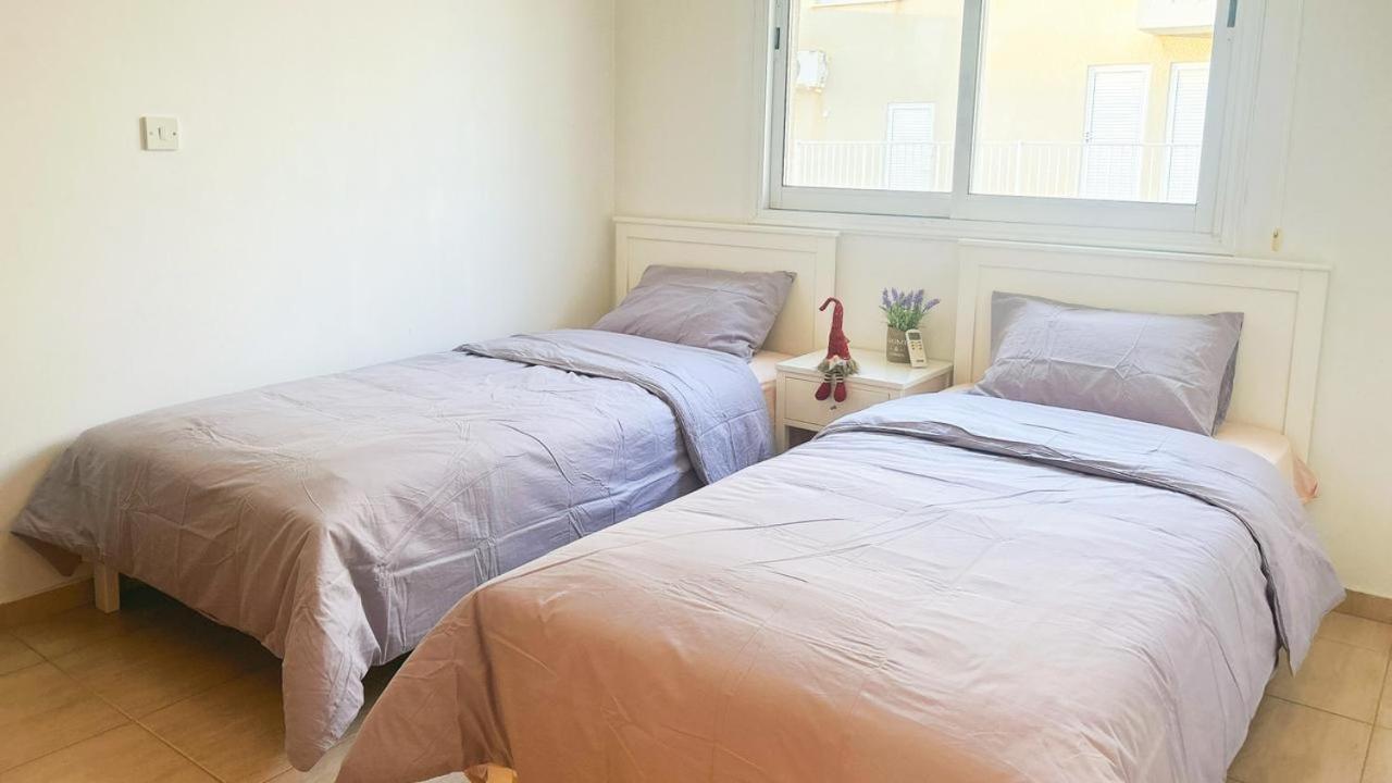 Chloraka- 2 Bedrooms - Pool 외부 사진